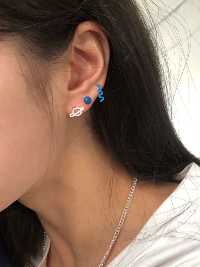 パステルドゥードゥルピアス（オリーブ）-チューリップ