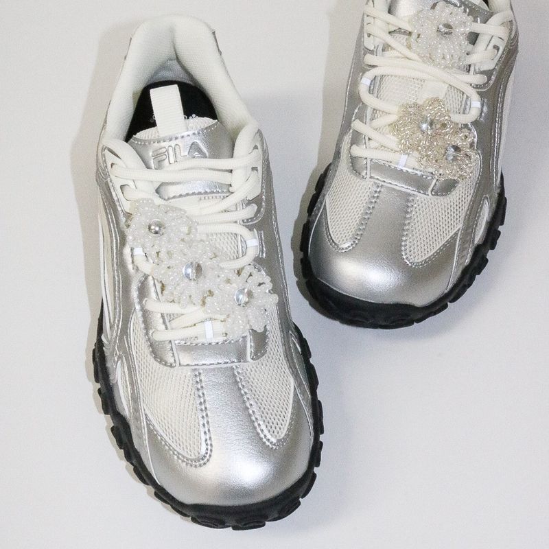 【MADE】rich flower shoe charm (white, 1pcs)