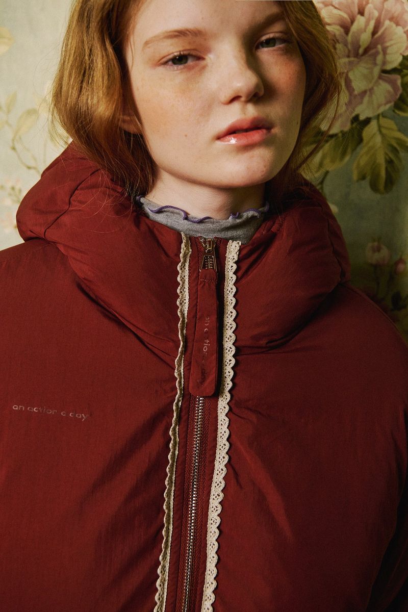 Shirring Hood Padding Jacket [Redwine]