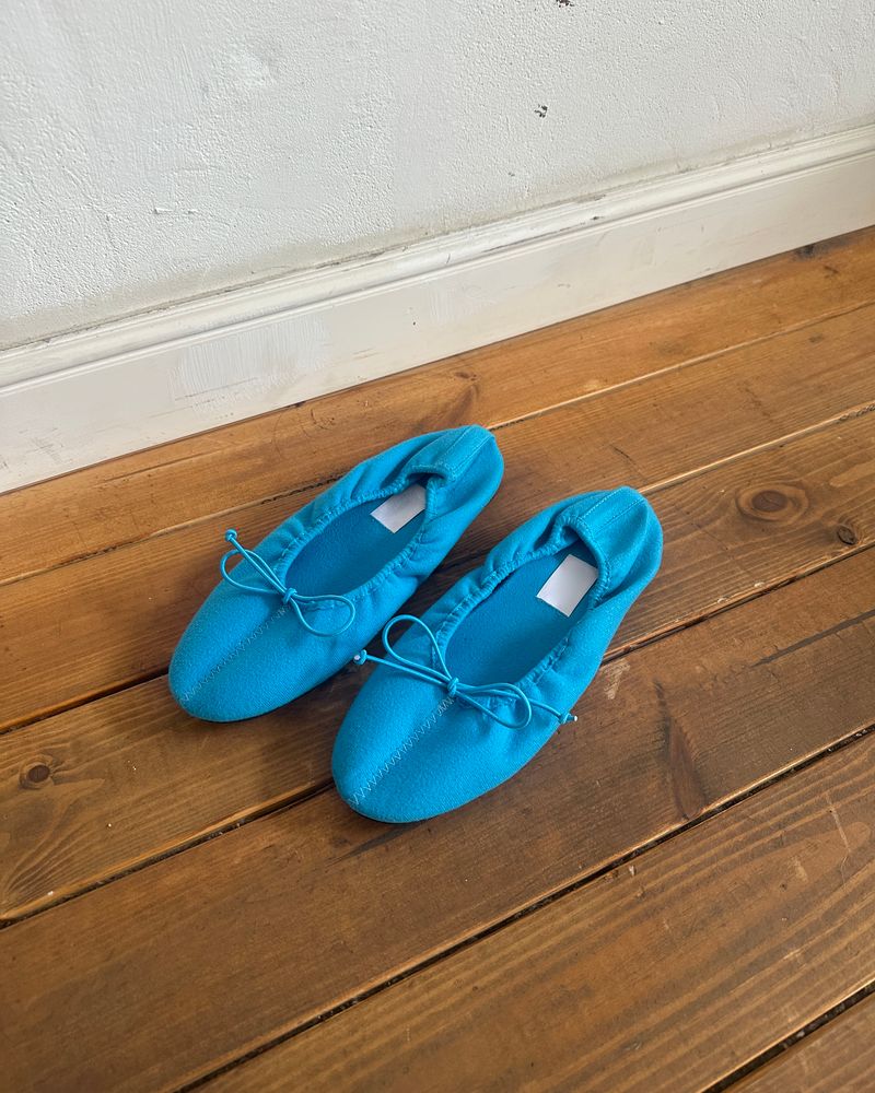 ribbon ballet flat