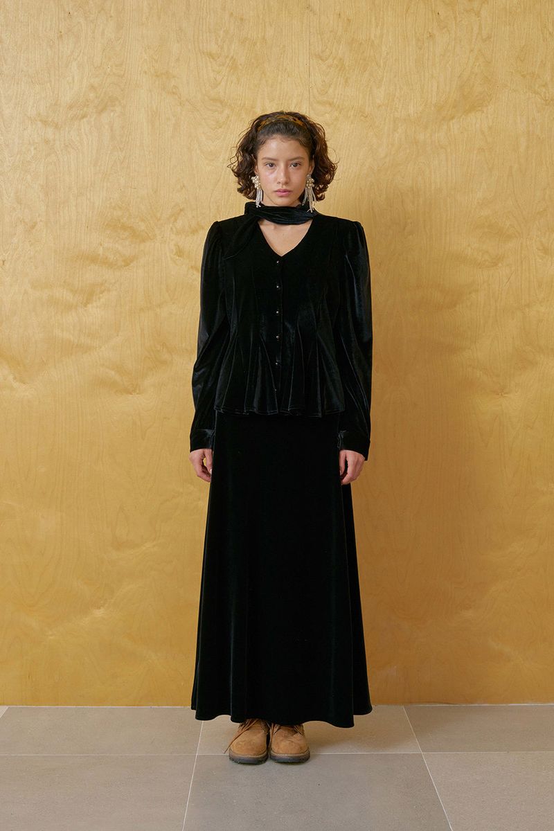 Velvet scarf blouse