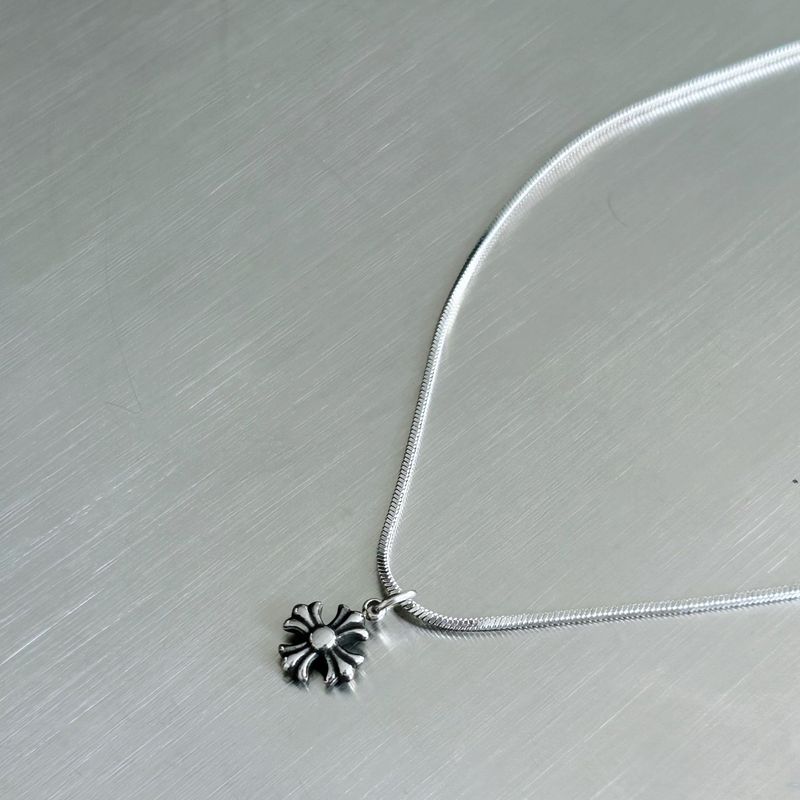 Bloom Necklace