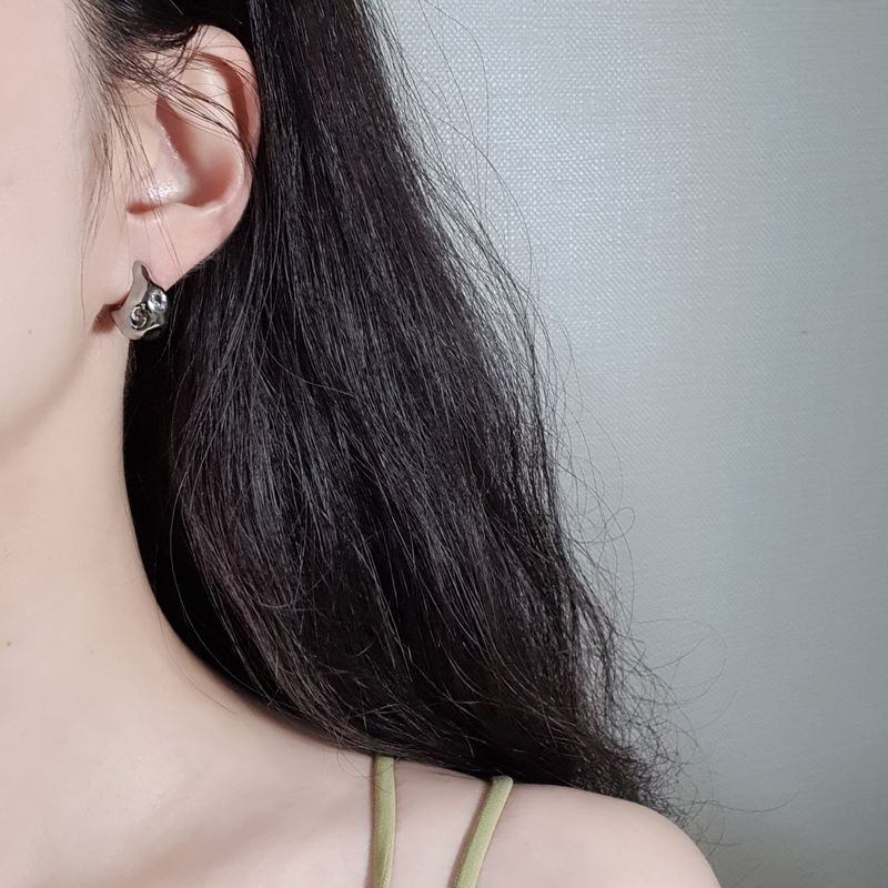 [VIVIZ シンビ Piercing] メテオペブルピアス - Silver Color