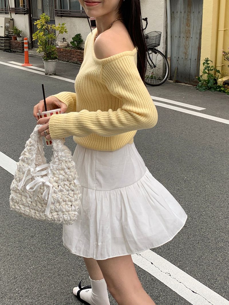 [MADE] STEN GOLZI UNBALANCED OFF-SHOULDER KNIT