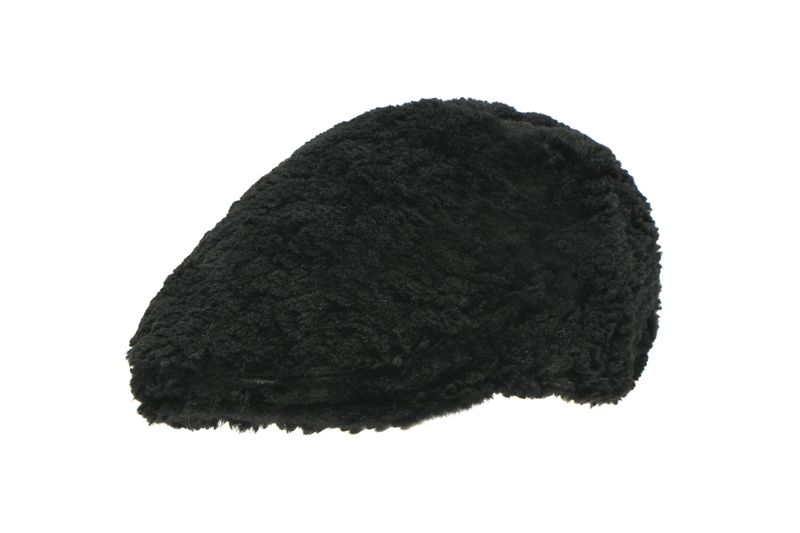 FLAT CAP IN BLACK FUR PASTRY