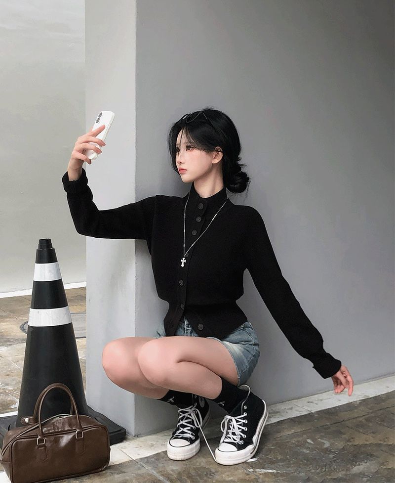 [BELLIDE MADE] semi-high-neck knit cardigan