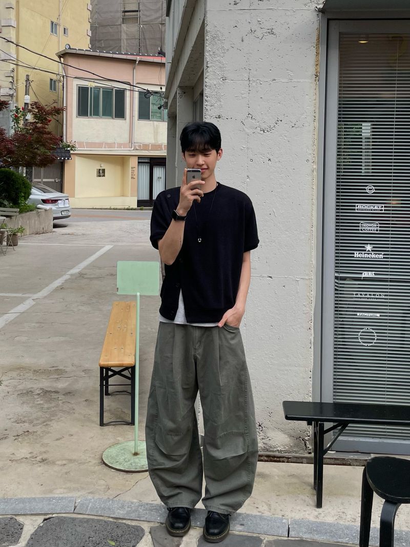 Deep Pleat Curved Cotton Pants