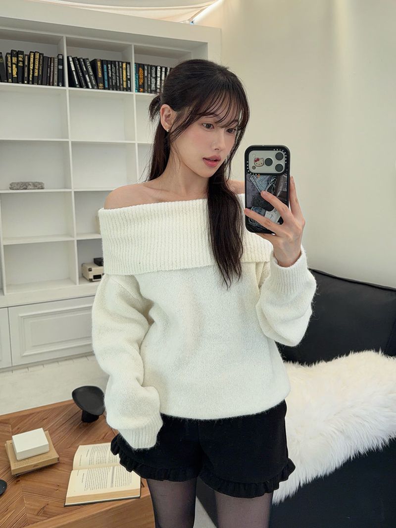 [MADE] Endelin Wool Off-Shoulder Knit