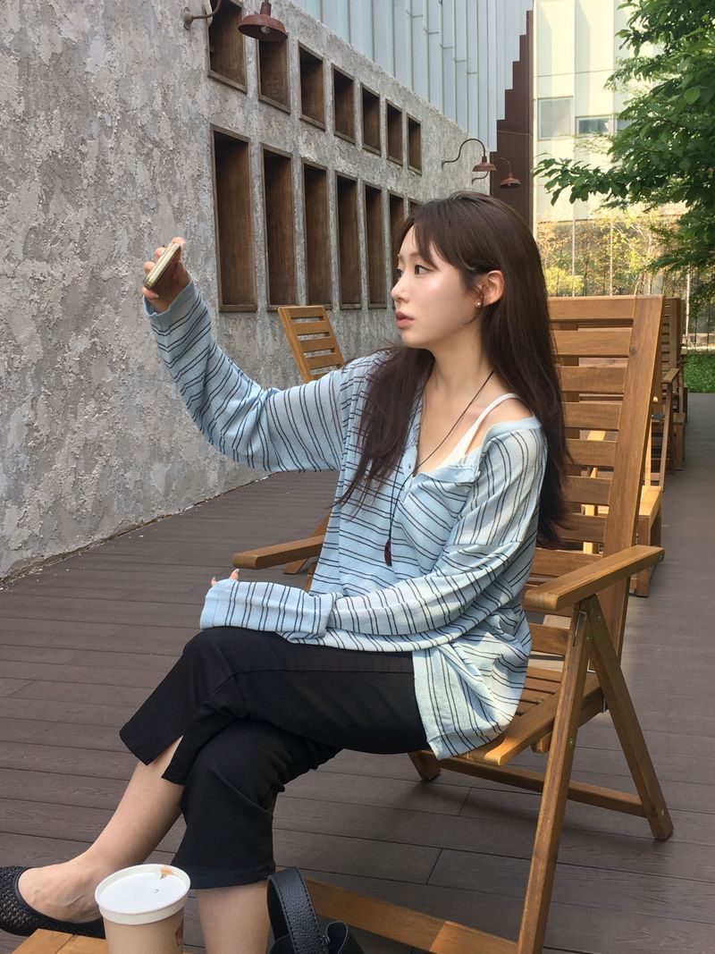 DEARBYME（ディアーバイミー）の「ルーズなストライプのヘンリーネックニット（トップス）」