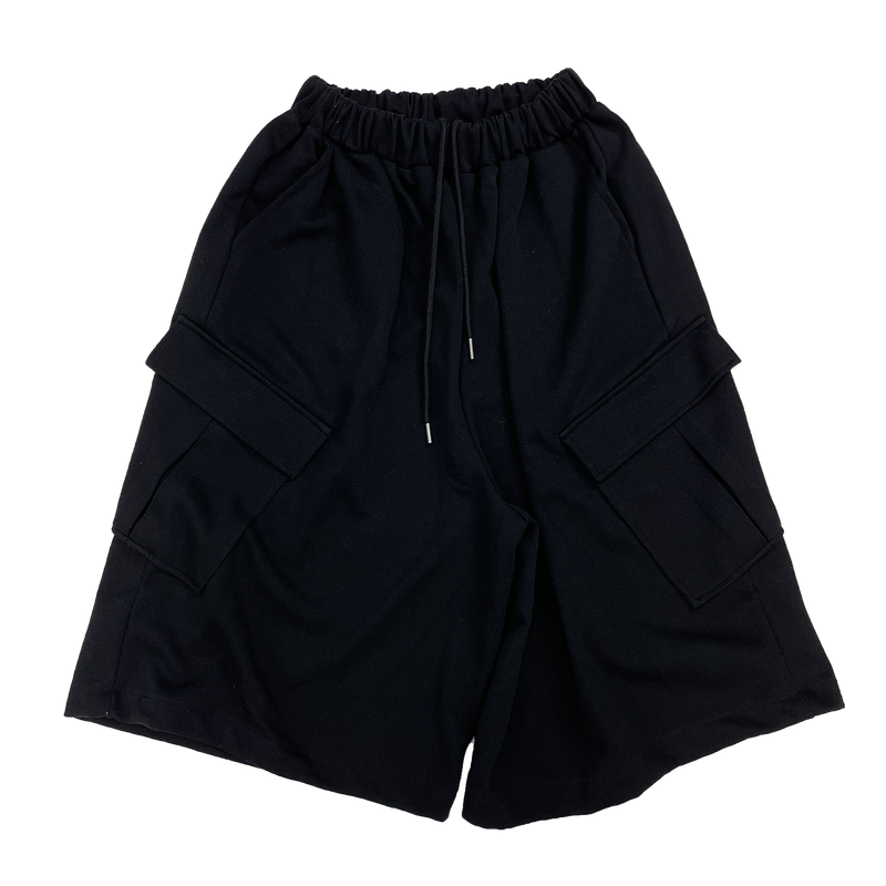 diagonal cargo bermuda pants