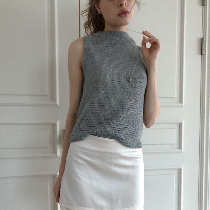 Elrocio neck vest (gray)