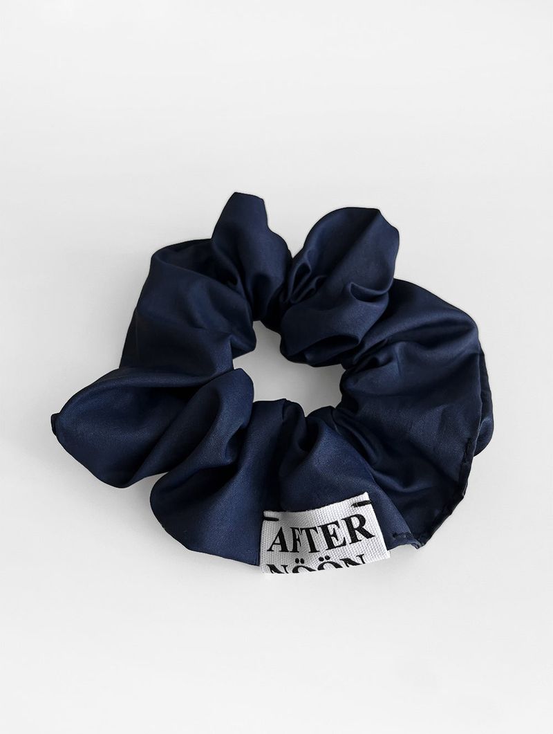 AFTERNOONLIVE(アフタヌーンライブ)の「Afternoonlive Classic Scrunchie (Deep Navy)(Hair Accessories)」