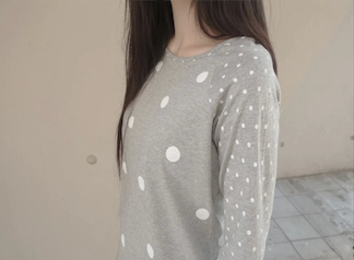 dot raglan tee