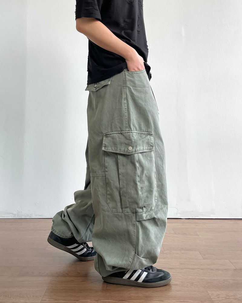 Lever Pigment Cargo Pants