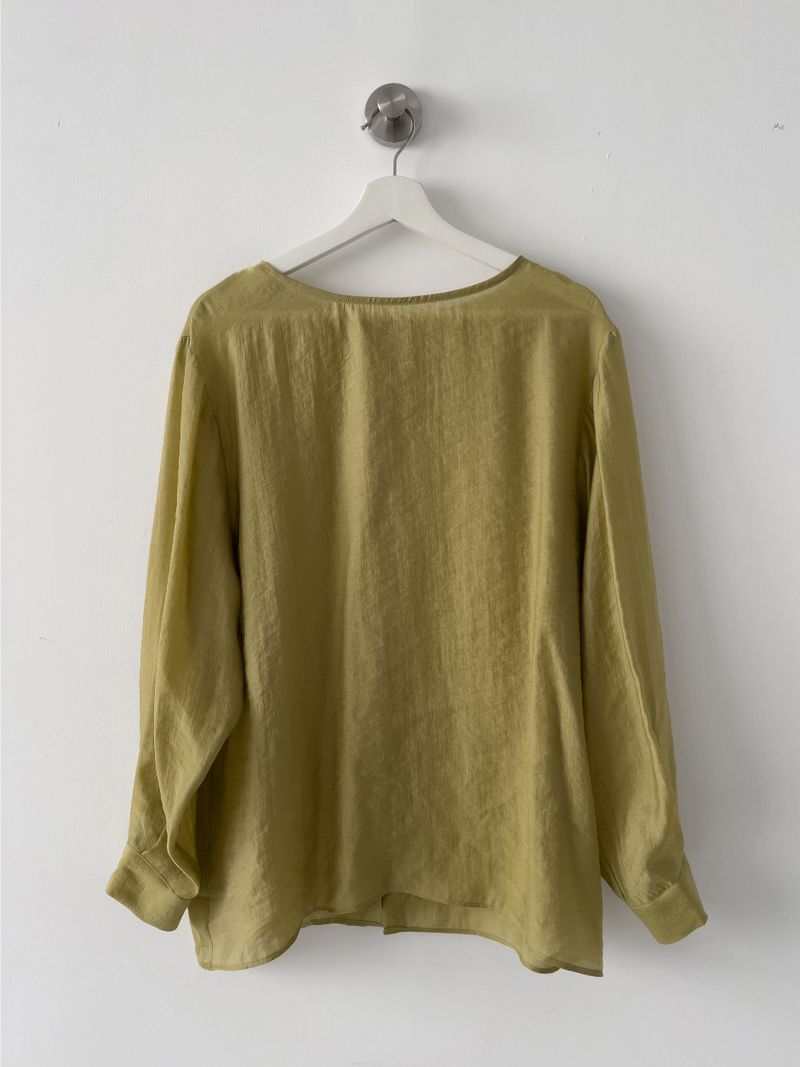 Tencel Two-Way Round Neck Blouse