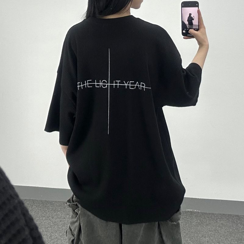 PEARCLAN（ペアクラン）の「ligit year t（Tops）」