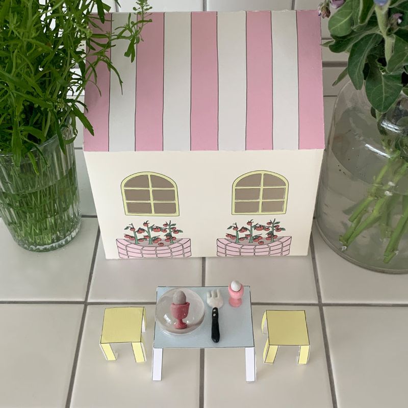 pink egg cup griptok