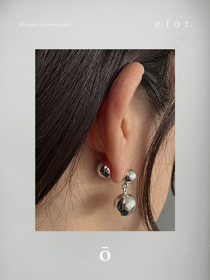 2 Ball Earrings _ M
