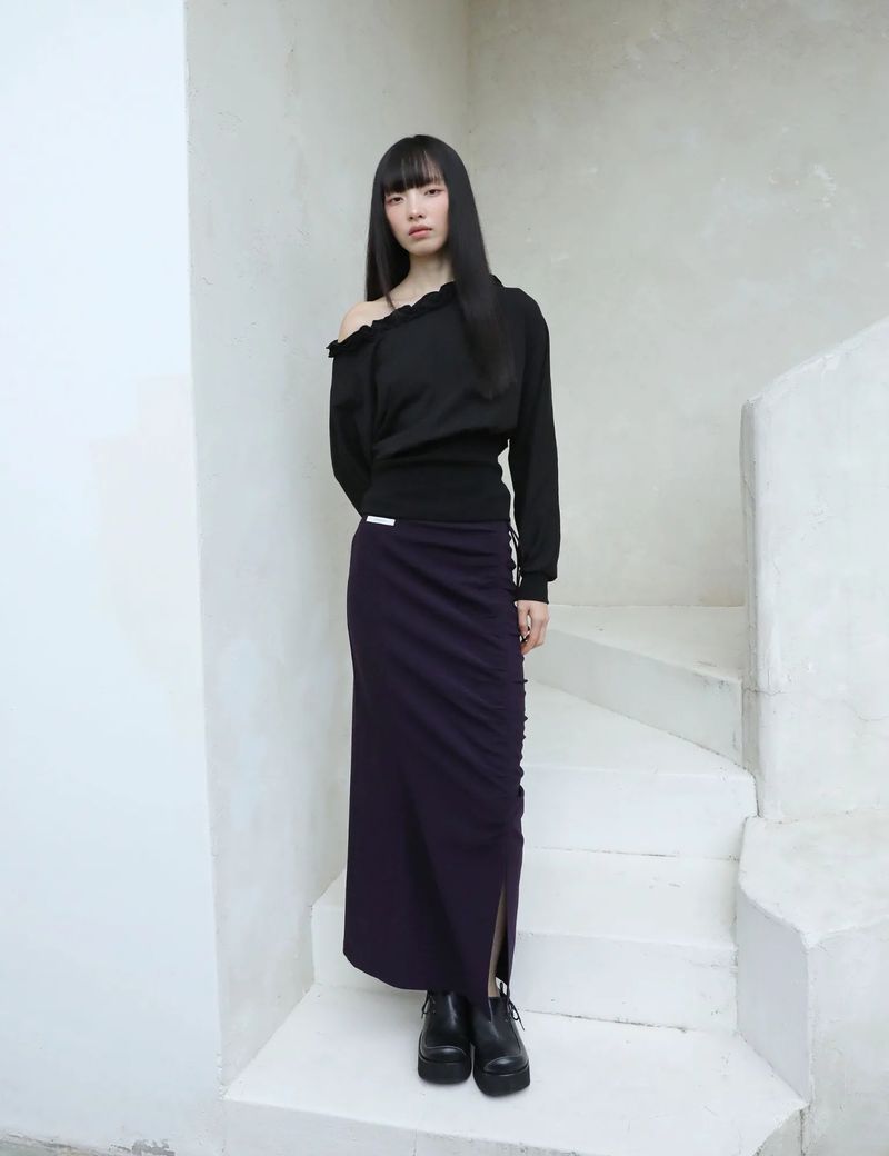 OFF-SHOULDER RUFFLE TOP(BLACK)