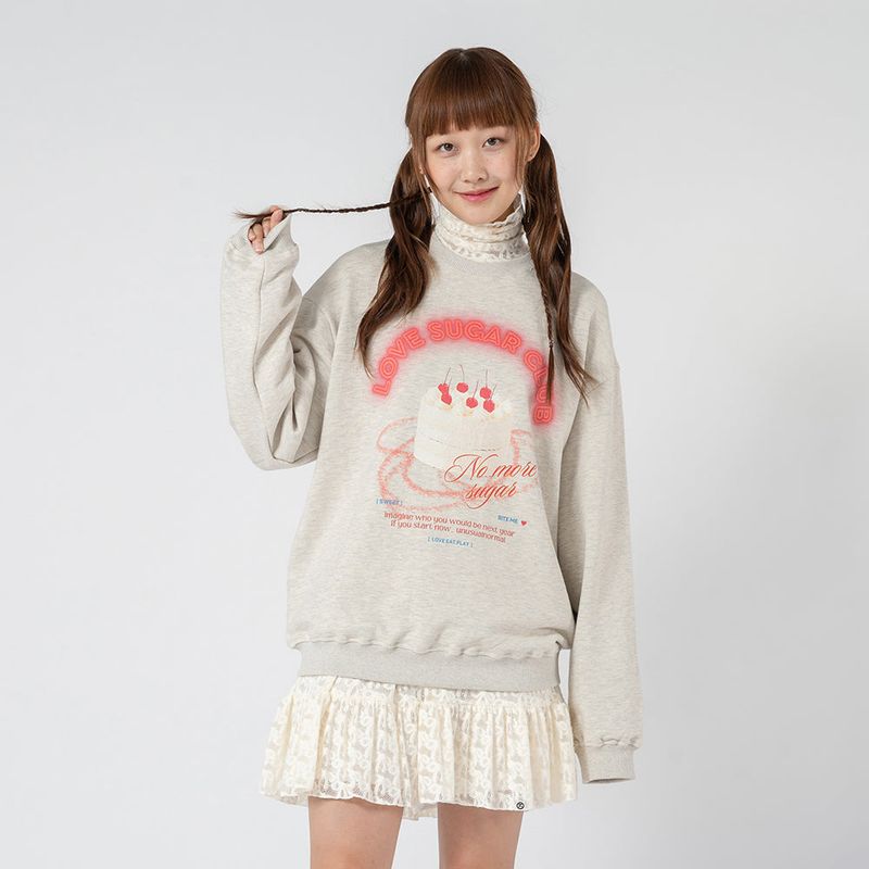UNUSUALNORMAL（アンユージュアルノーマル）の「SUGAR CAKE SWEAT SHIRT_OATMEAL（Tops）」