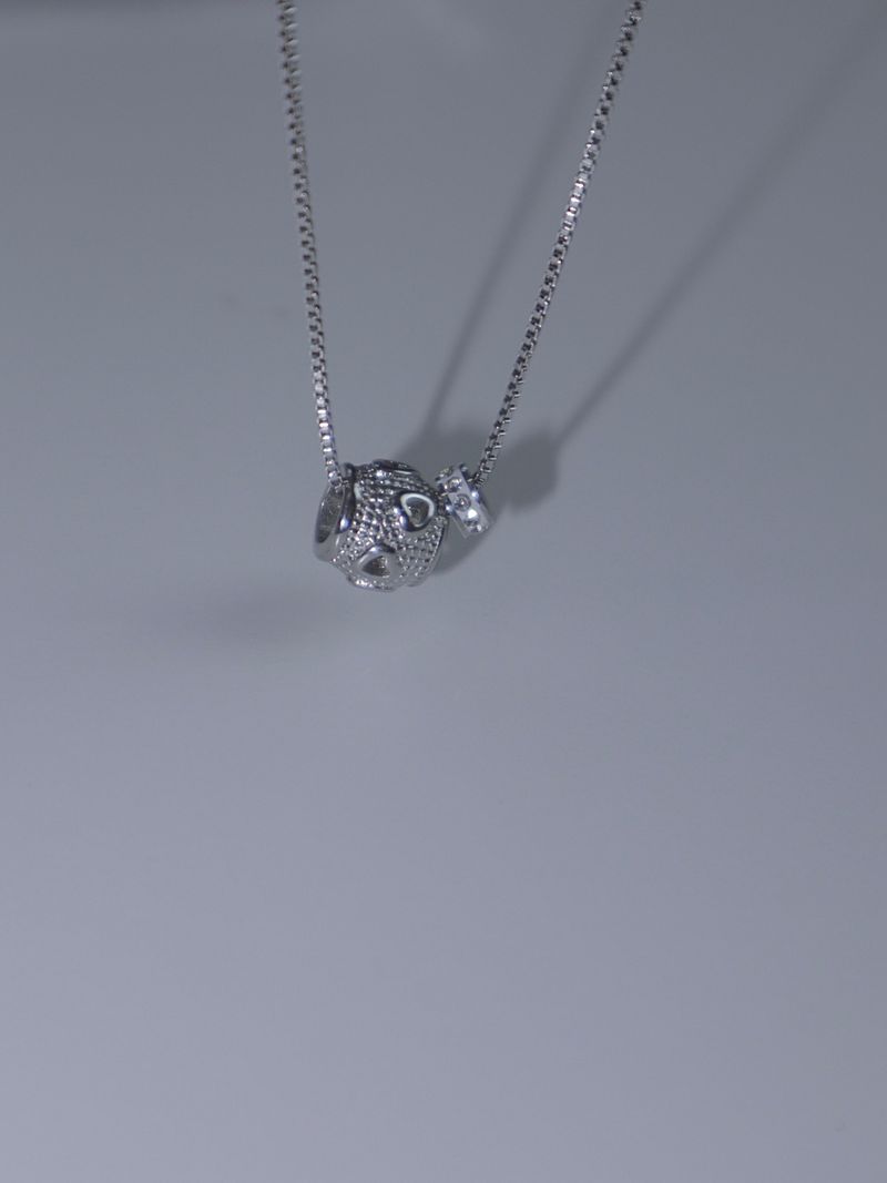 metal heart ball necklace