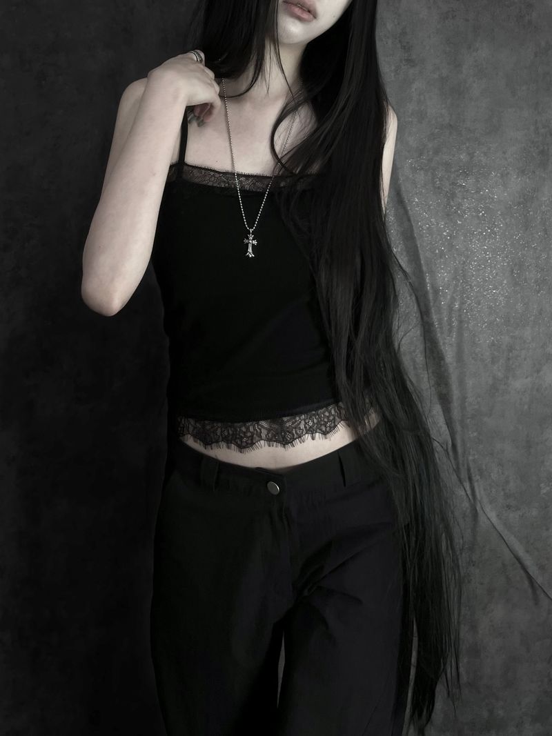 URBAN UNIQUE（アーバンユニーク）の「gloy lace sleeveless (2color)（Tops）」