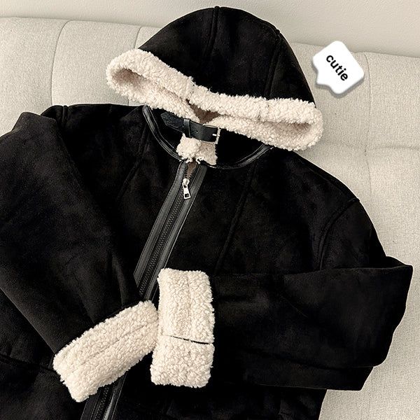 Ronde Cute Hood Mustang