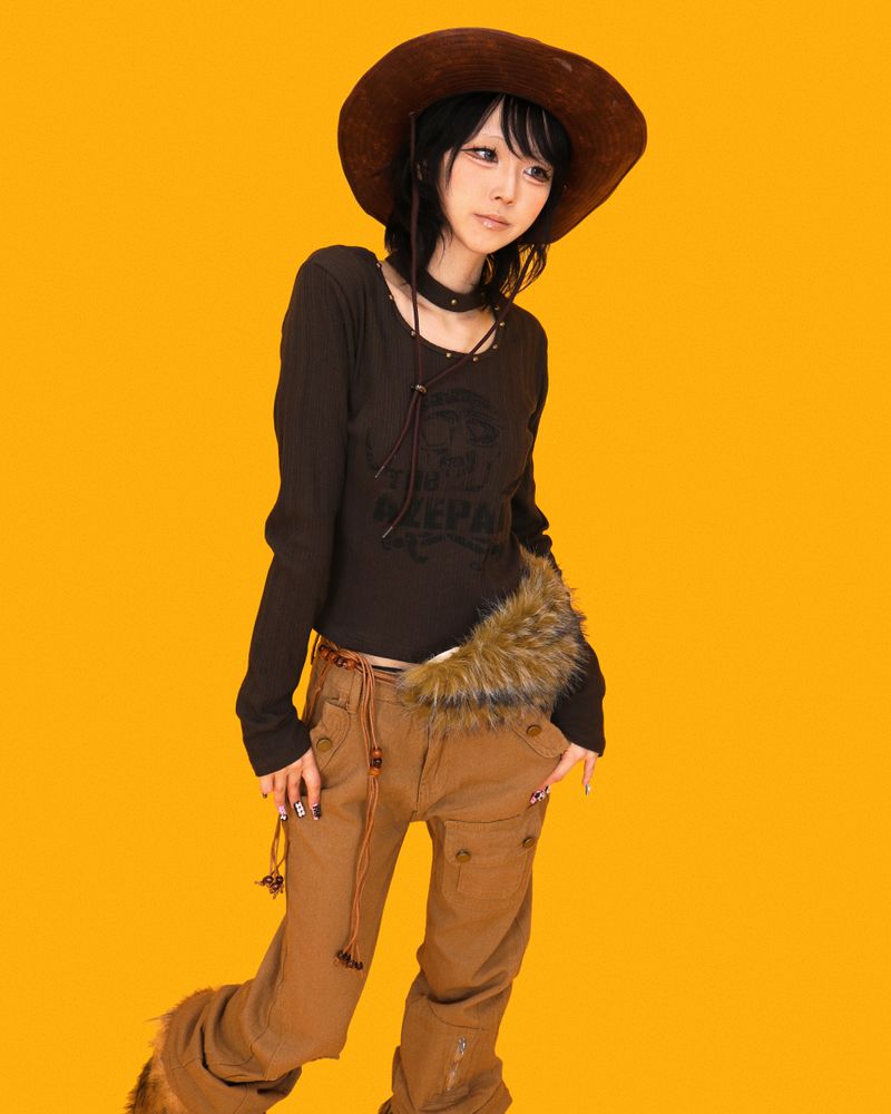 caramel cargo pants