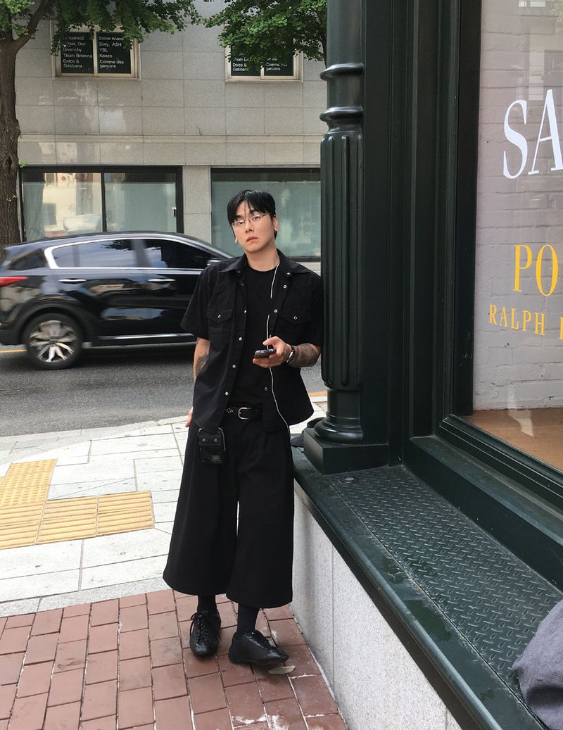 No.05 HIC made big black bermuda