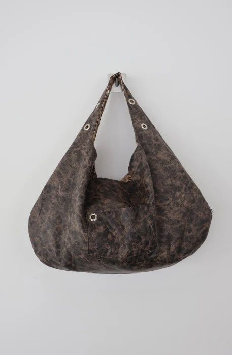 DEPC（デプク）の「EYELET LEATHER BAG - BROWN（Bags）」