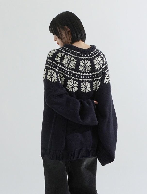 Nordic snow flake knit