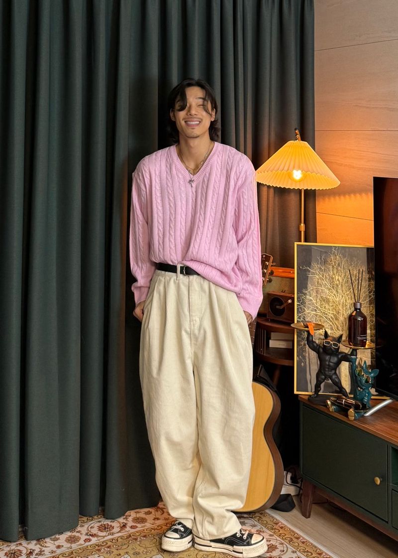 virstyle（ビルスタイル）の「Pretzel V-neck knit 6COLOR（Tops）」