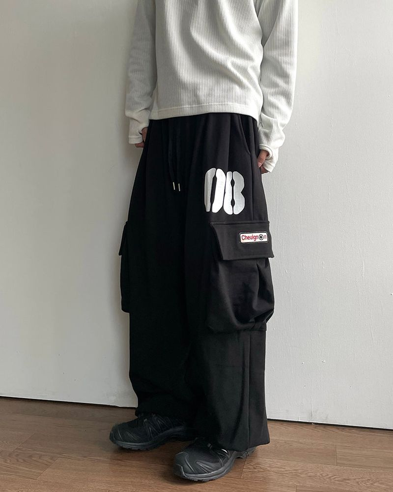 Embley Cargo Sweatpants