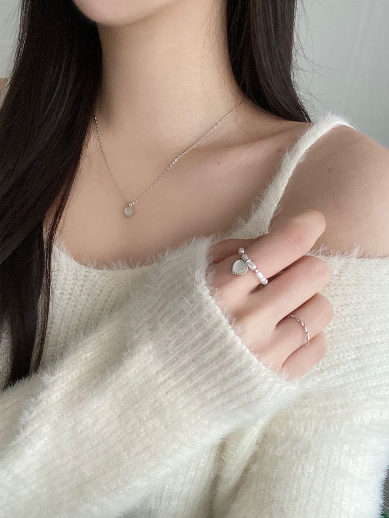 Mini Glowing Heart Necklace / 2 color
