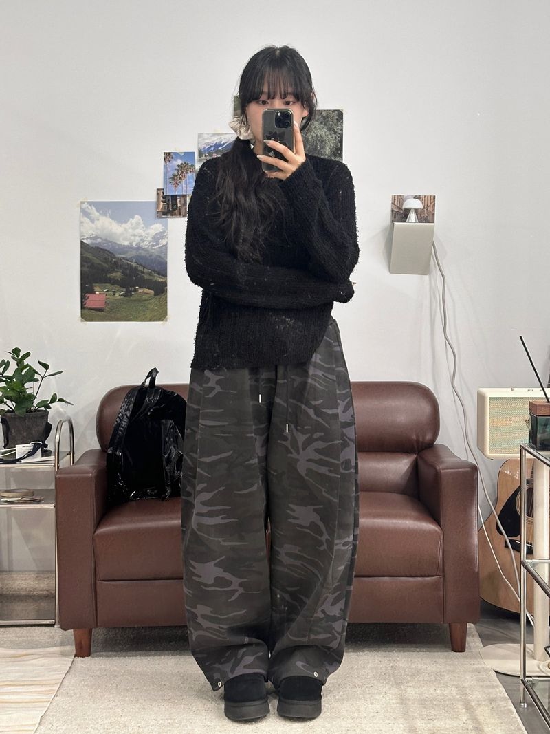 odoare(オドアール)の「CAMO CARPENTER SNAP SWEAT PANTS(Pants)」