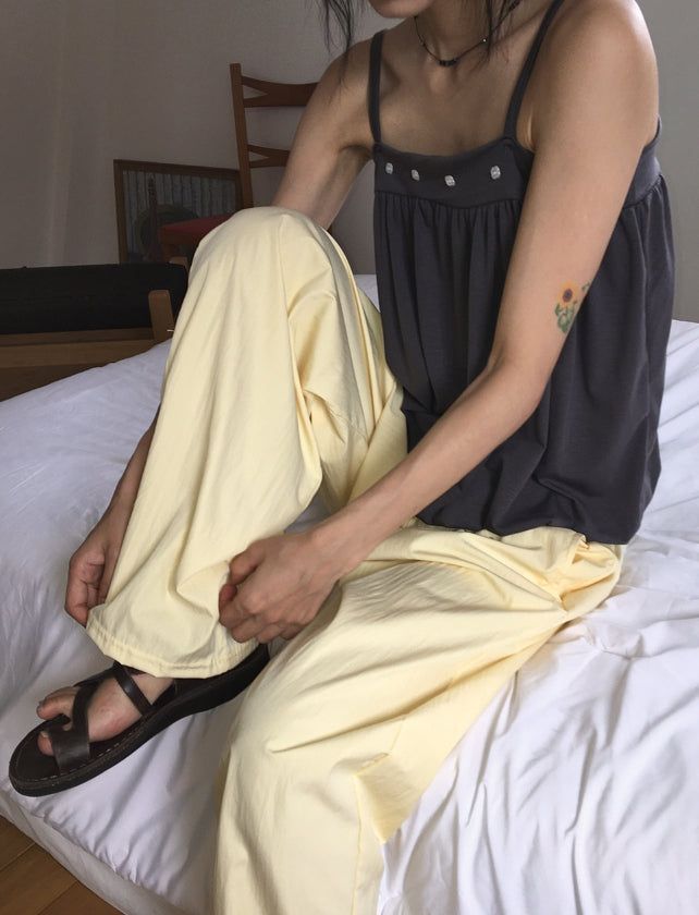 Micelle button balloon layered strap sleeveless