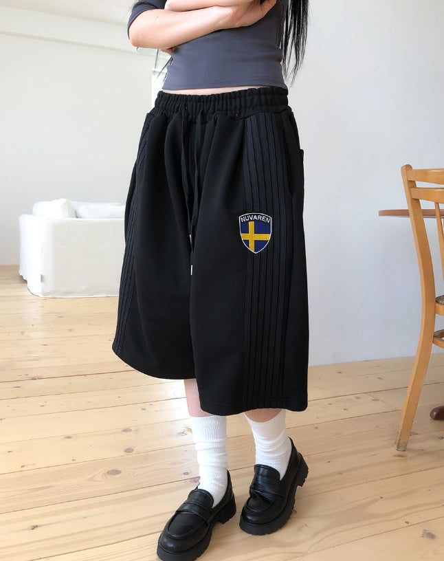 Nub Track Patch Bermuda Pants