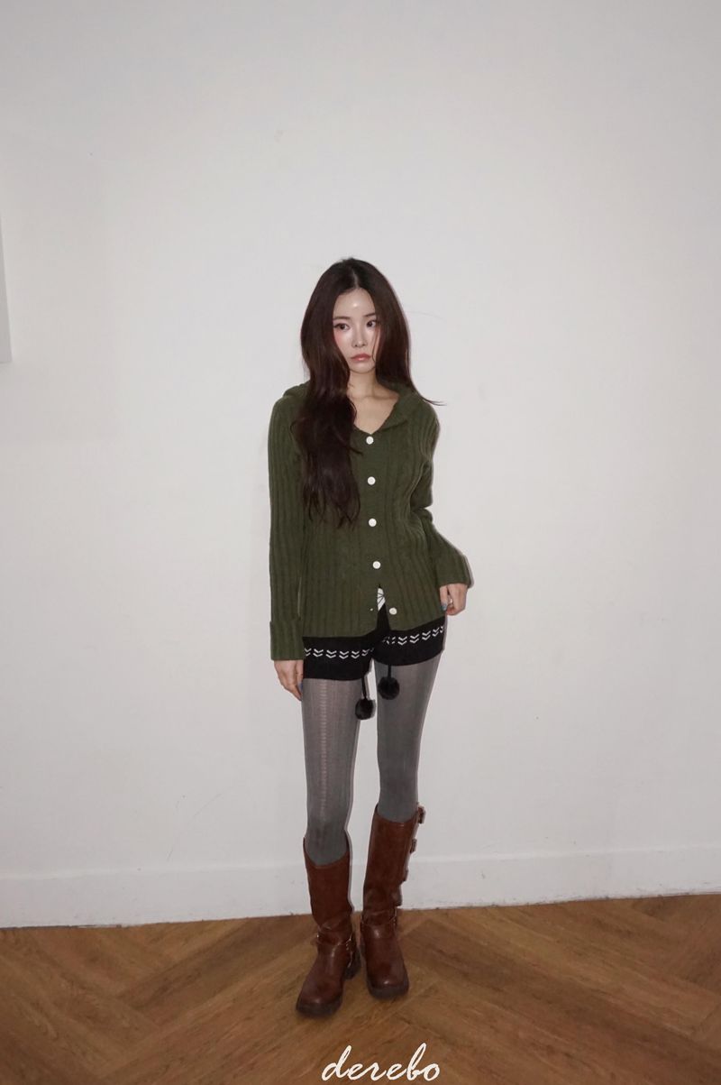 Graphic Knit Shorts