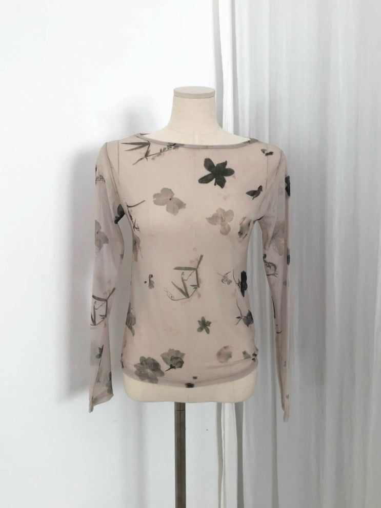 moroi(モロイ)の「Flower Mesh Tea(Tops)」