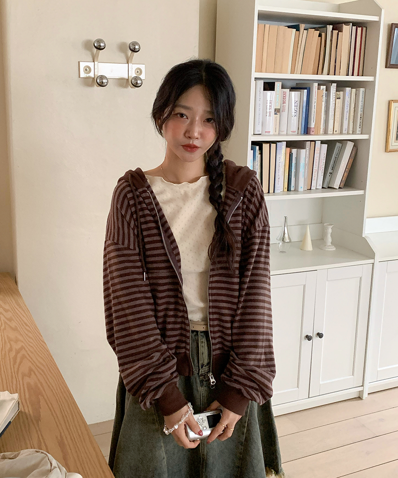 Holic Dangora Knitwear Hooded Zip-Up