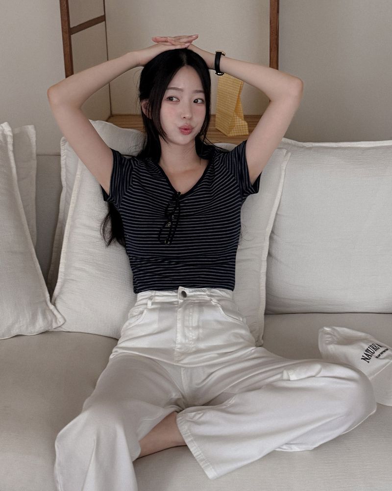 MAYBINS(メイビンス)の「Striped short-sleeved T-shirt(Tops)」