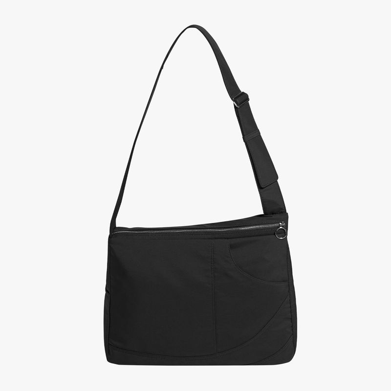 MADGOAT（マッドゴート）の「Alley Cross Messenger Bag_Black（Bags）」