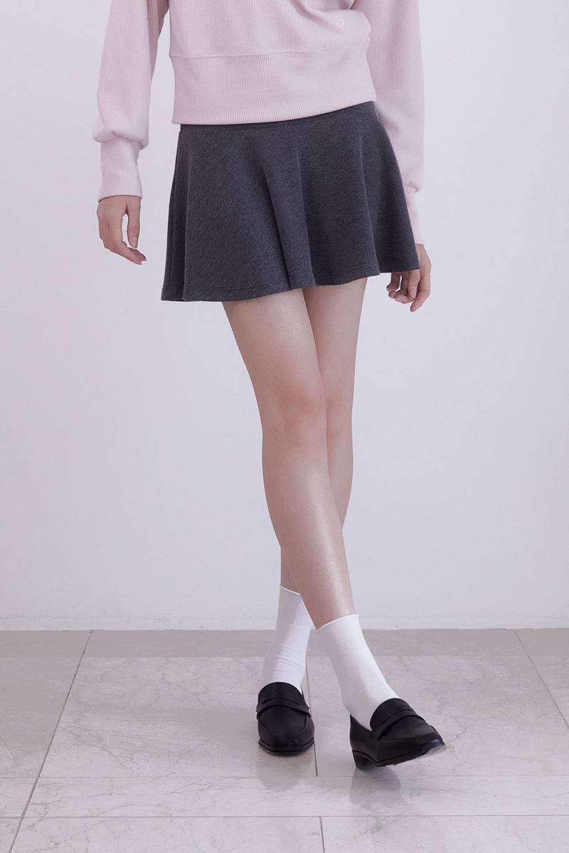 Innermuseum（インナーミュージアム）の「Knit mini flare skirt (CHARCOAL)（Skirts）」