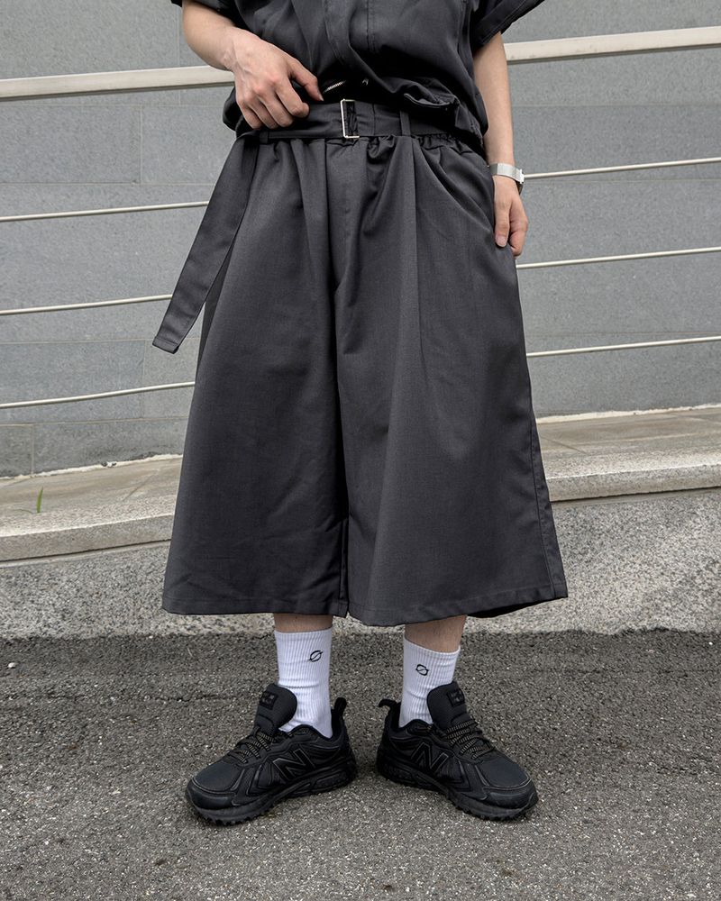 Koz Belted Bermuda Slacks
