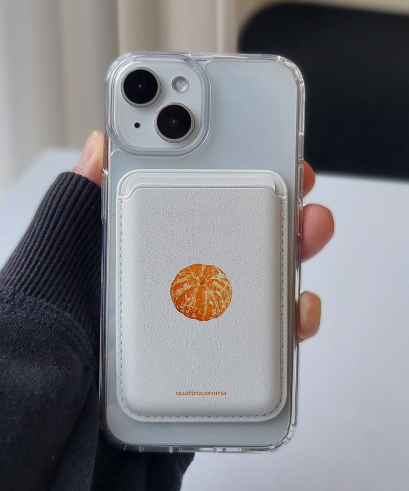 quattrocomma（クアトロコンマ）の「タンジェリン MagSafe レザーカードウォレット（スマホグッズ/小物）」