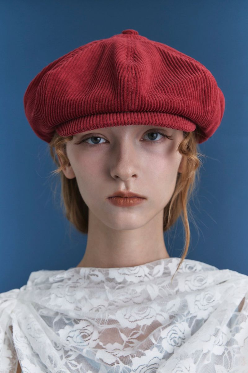 MARGOT HAT IN RED CORDUROY