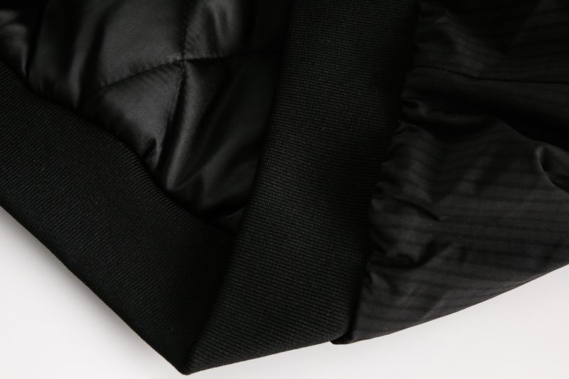 Hooded fur brooch short padded (2 colors)