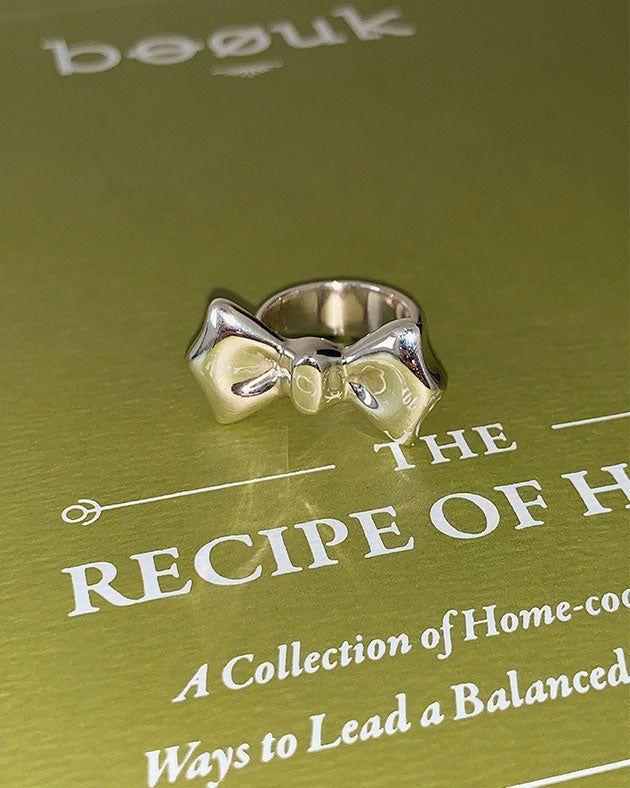 it doesn't matter.(イットダズントマッター)の「Sweet ribbon ring (Silver) (Accessories)」