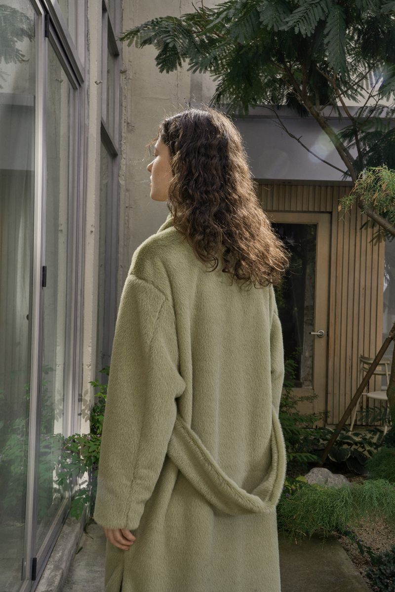 FAKE FUR LONG COAT_GREEN TEA