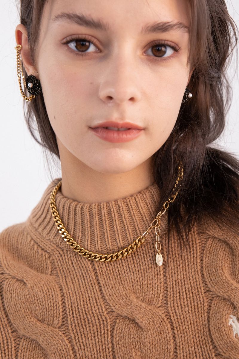 Surgical bold chain necklace